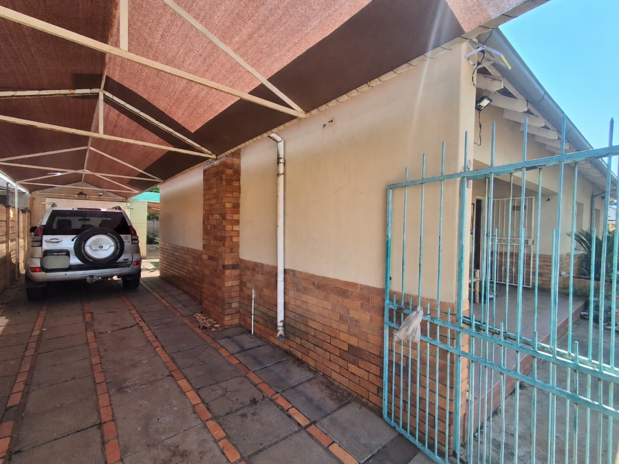 3 Bedroom Property for Sale in Stilfontein Ext 4 North West